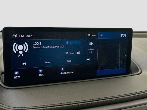 Used 2023 Acura MDX SH-AWD w/ Advance Package image 21