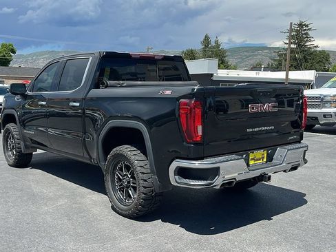 Used 2019 GMC Sierra 1500 SLT w/ SLT Premium Plus Package AWD/4WD image 7