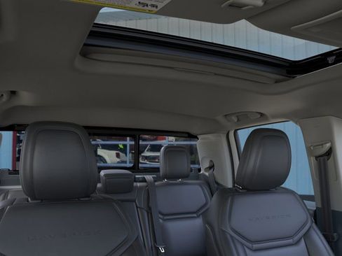 New 2026 Ford Maverick Lariat w/ Black Appearance Package image 12