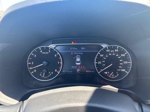 Used 2025 Nissan Altima 2.5 SV FWD image 18