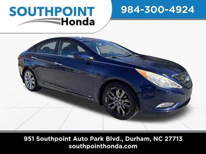 Used 2012 Hyundai Sonata SE w/ Navigation & Sunroof Pkg