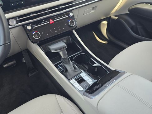 Certified 2025 Hyundai Tucson SEL image 16