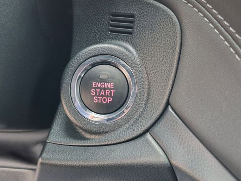 Used 2025 Subaru Outback Premium w/ Popular Package #1A image 17