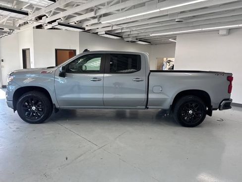 Used 2025 Chevrolet Silverado 1500 RST AWD/4WD image 9