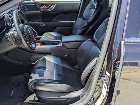 Used 2020 Lincoln Continental Reserve FWD image 7