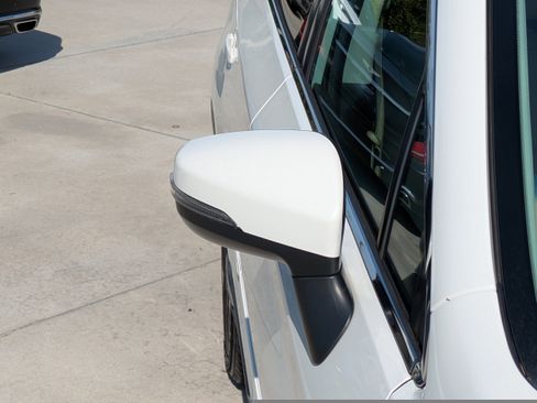 Used 2018 Subaru Outback 2.5i Limited image 8