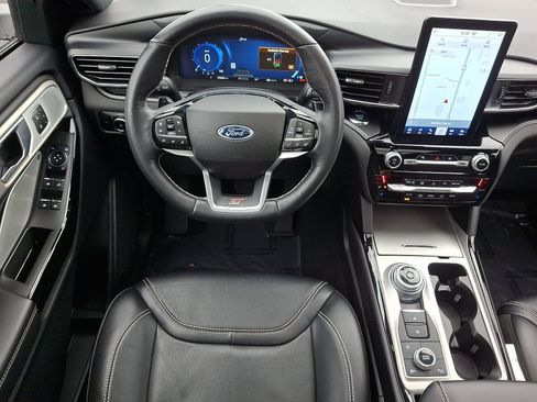 Used 2023 Ford Explorer ST w/ Equipment Group 401A AWD/4WD image 12