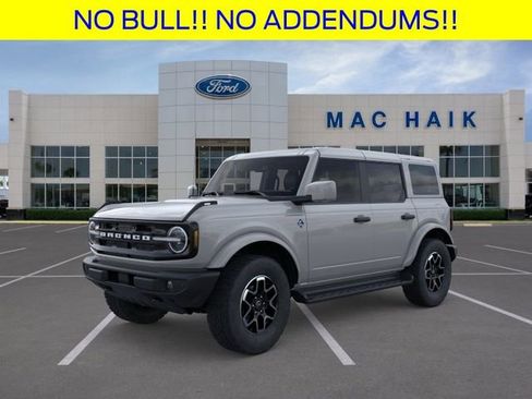 New 2026 Ford Bronco Outer Banks AWD/4WD image 1
