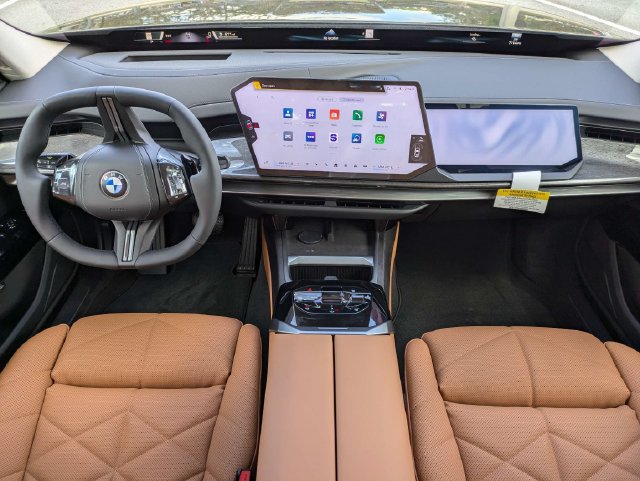 New 2027 BMW 740i RWD image 15