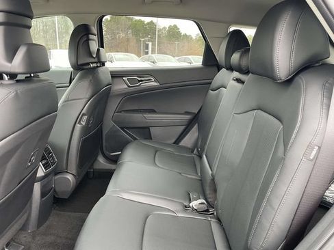 Certified 2026 Kia Sportage EX FWD image 25