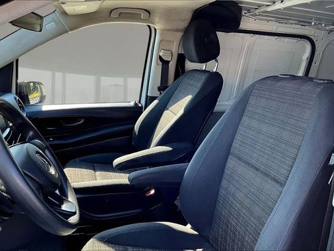 Used 2019 Mercedes-Benz Metris w/ Driver Comfort Package image 17