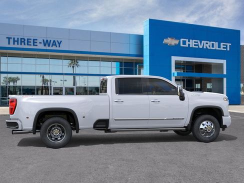 New 2026 Chevrolet Silverado 3500 High Country w/ High Country Premium Package AWD/4WD image 24
