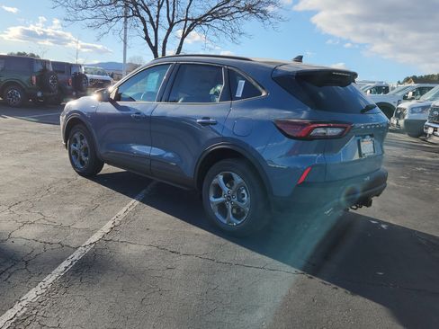 New 2026 Ford Escape ST-Line Select w/ Tech Pack #2 image 9