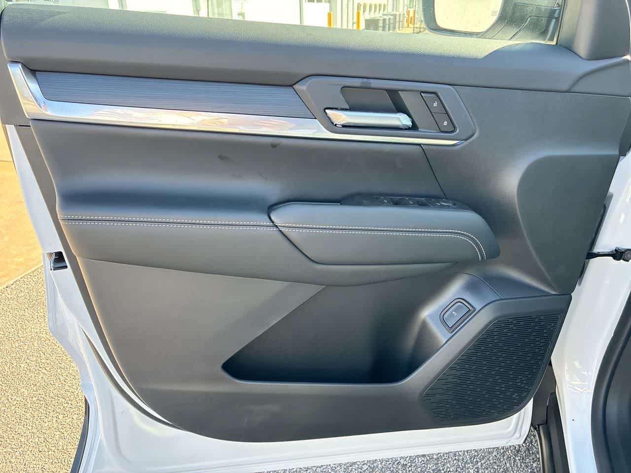 New 2026 GMC Terrain Elevation w/ Elevation Premium Package FWD image 22