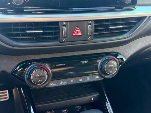 Certified 2023 Kia Forte GT-Line w/ GT-Line Premium Package image 13