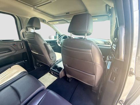 Certified 2024 Honda Odyssey Touring image 29