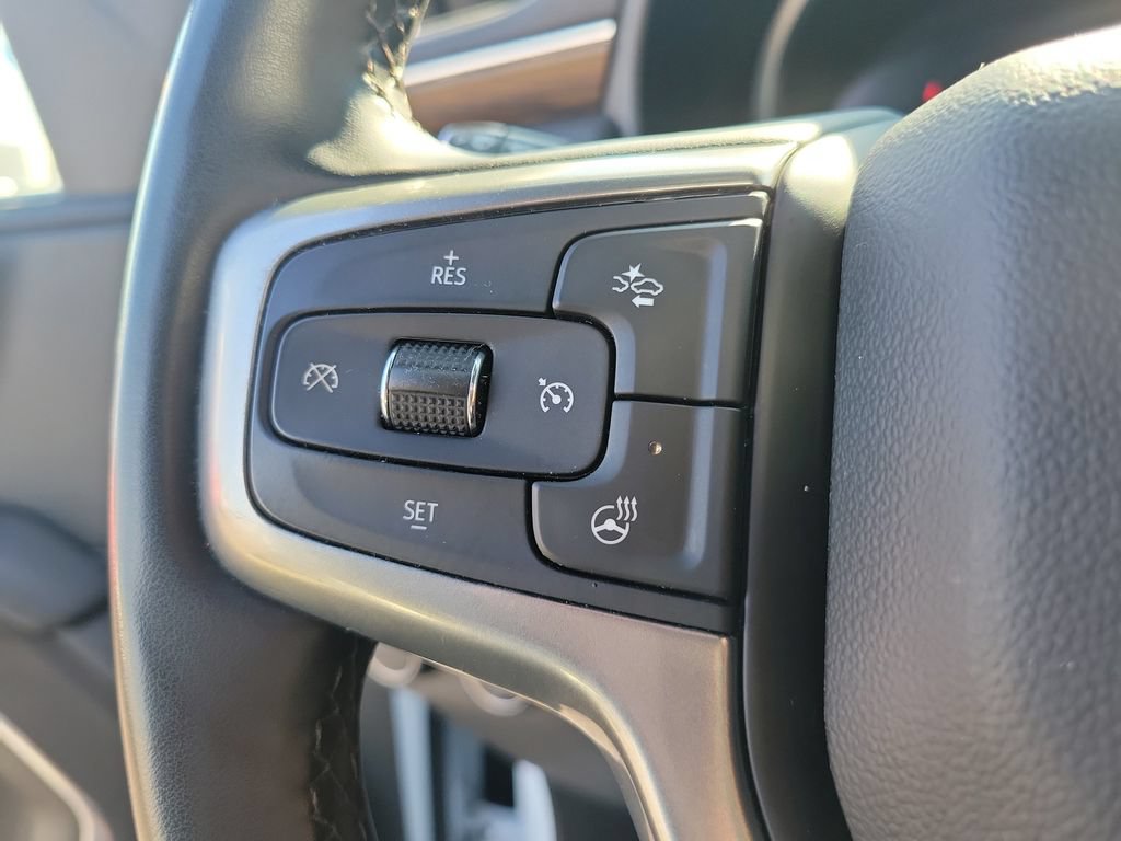 Used 2024 Chevrolet Tahoe Premier AWD/4WD image 29