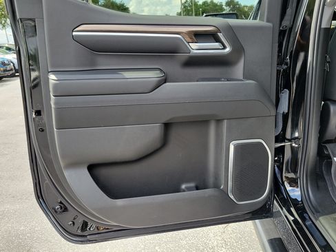Used 2023 Chevrolet Silverado 1500 LT w/ Protection Package RWD image 9