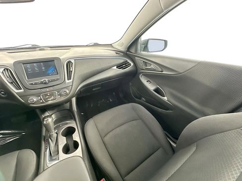 Used 2017 Chevrolet Malibu LS FWD image 12