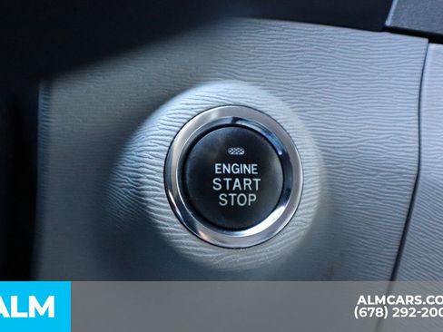 Used 2013 Toyota Venza LE image 36