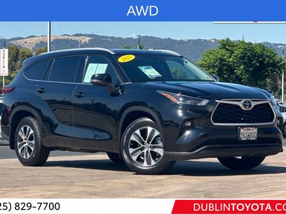Used 2022 Toyota Highlander XLE