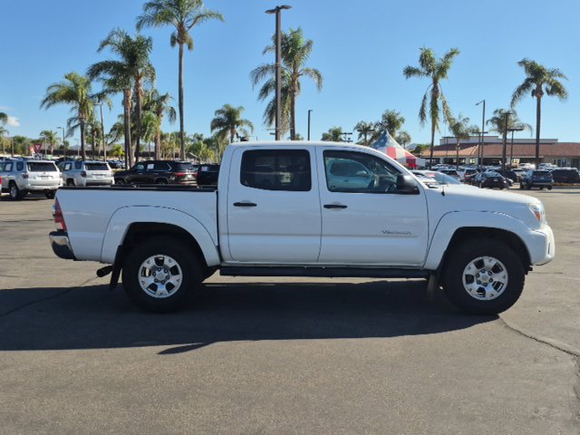 Used 2015 Toyota Tacoma PreRunner w/ SR5 Package RWD image 4