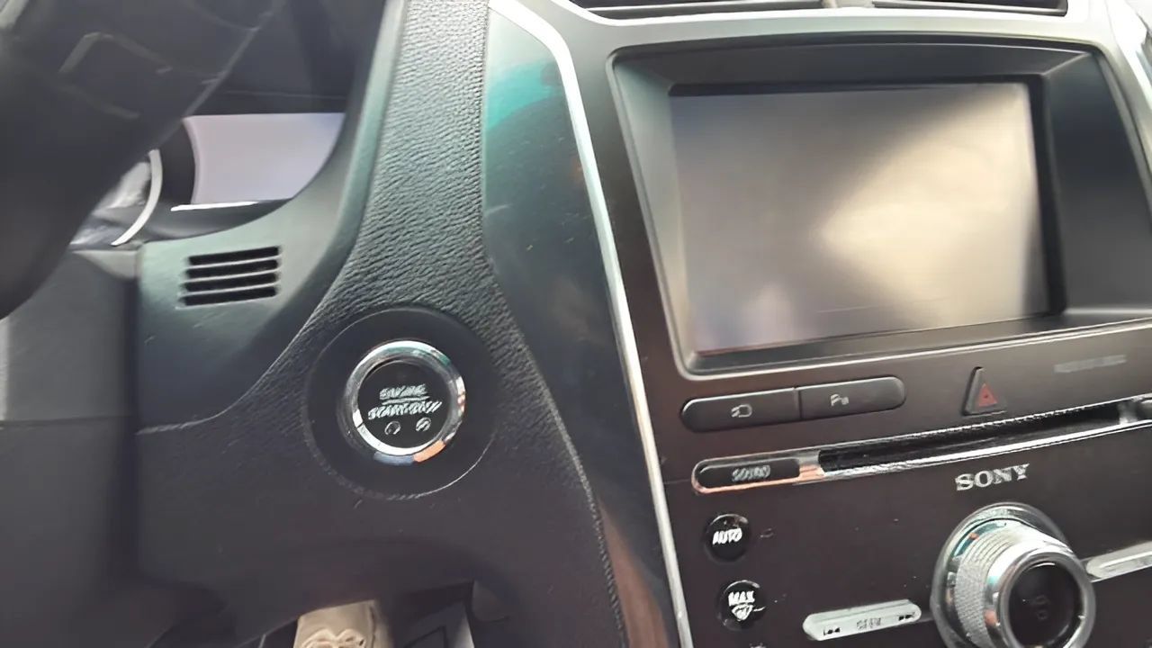 Used 2016 Ford Explorer Limited AWD/4WD image 17
