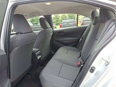 Certified 2025 Toyota Corolla LE image 10