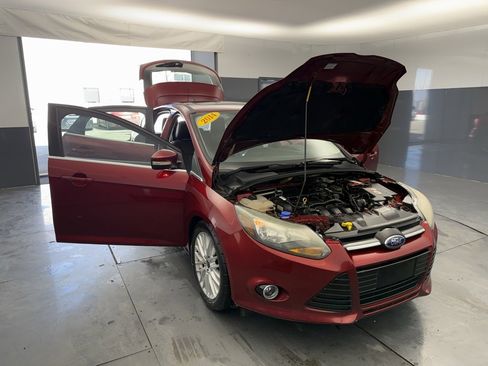 Used 2014 Ford Focus Titanium image 15