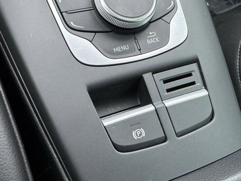 Used 2016 Audi A3 2.0T Premium image 18