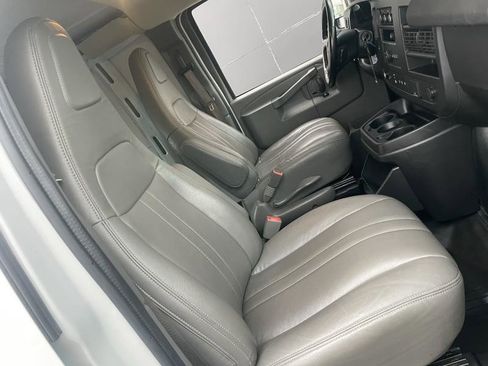 Used 2021 Chevrolet Express 2500 Extended w/ Driver Convenience Package image 19