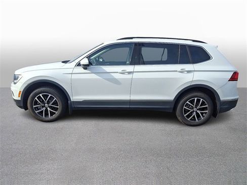 Used 2021 Volkswagen Tiguan SE image 7