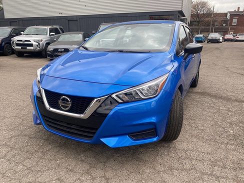 Used 2022 Nissan Versa S w/ Electronics Package image 2