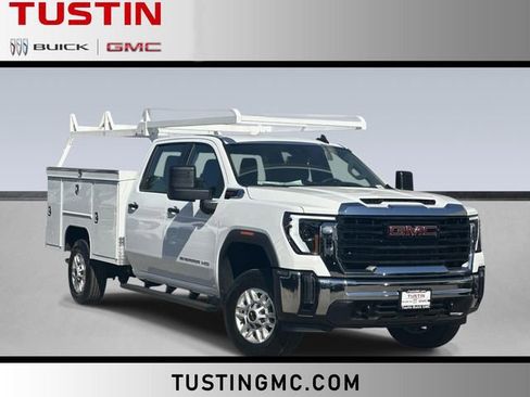 New 2026 GMC Sierra 2500 Pro AWD/4WD image 1