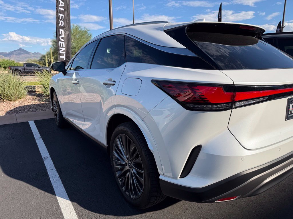 Used 2023 Lexus RX 350 w/ Accessory Package (Z1) AWD/4WD image 3