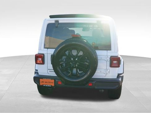 Certified 2025 Jeep Wrangler Unlimited Sahara w/ Safety Group image 6