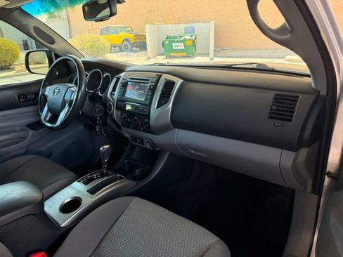Used 2013 Toyota Tacoma 4x4 Double Cab image 30