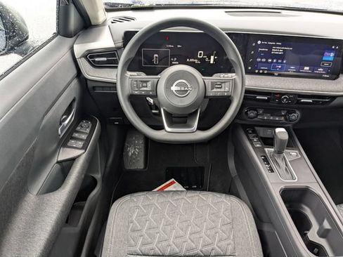 New 2026 Nissan Kicks SV w/ Cold Weather Package FWD image 24