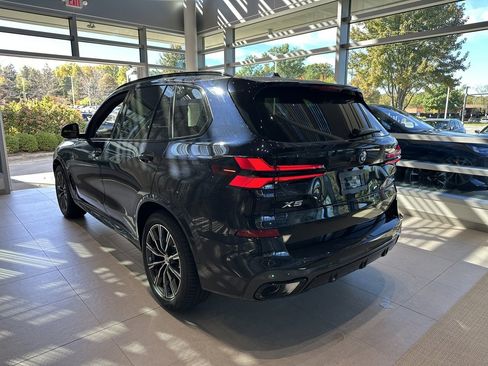 New 2026 BMW X5 xDrive50e w/ M Sport Package image 4
