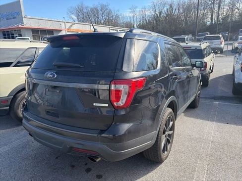 Used 2019 Ford Explorer XLT w/ Equipment Group 202A image 14