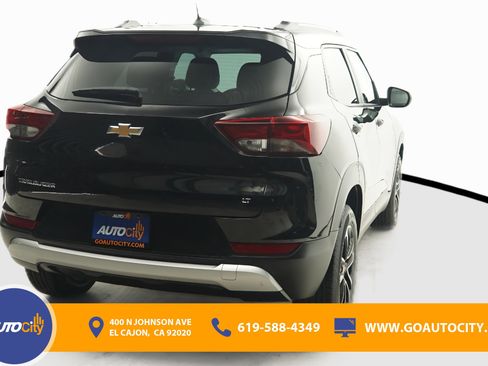 Used 2025 Chevrolet TrailBlazer LT FWD image 10