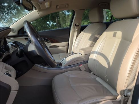 Used 2013 Buick LaCrosse Leather FWD image 16