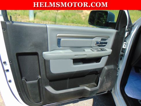 Used 2019 RAM 1500 Tradesman w/ Popular Equipment Group RWD image 17