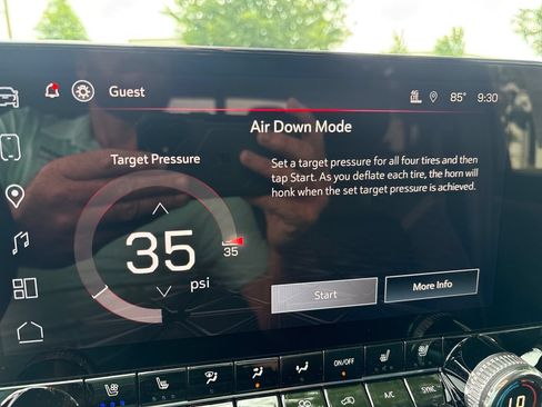 New 2026 GMC Canyon Denali AWD/4WD image 38