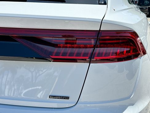 Used 2023 Audi Q8 Premium Plus AWD/4WD image 32
