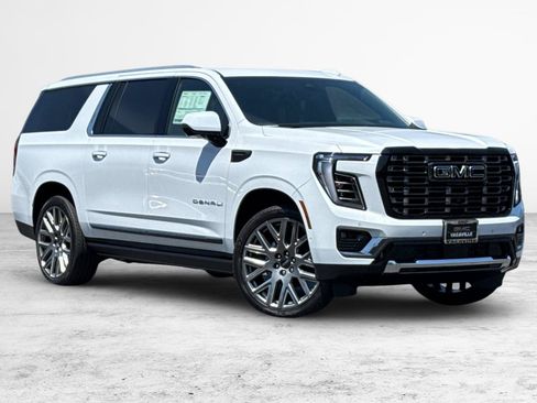 New 2026 GMC Yukon XL Denali Ultimate w/ LPO, Get Active Package AWD/4WD image 2