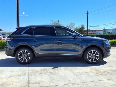 Used 2023 Lincoln Nautilus Reserve w/ Luxury Package AWD/4WD image 8