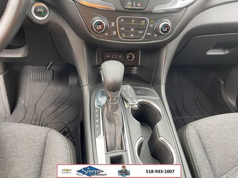 Used 2022 Chevrolet Equinox LT AWD/4WD image 12