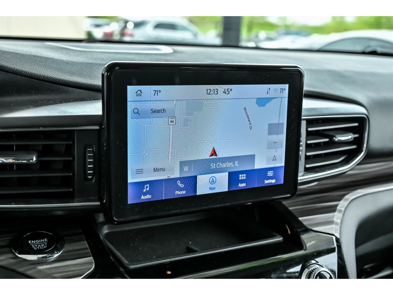 Used 2023 Ford Explorer Limited AWD/4WD image 19