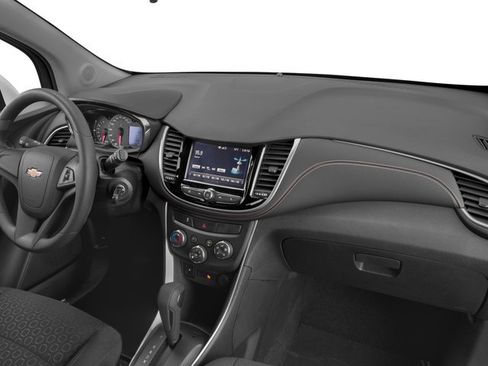 Used 2017 Chevrolet Trax LS FWD image 19
